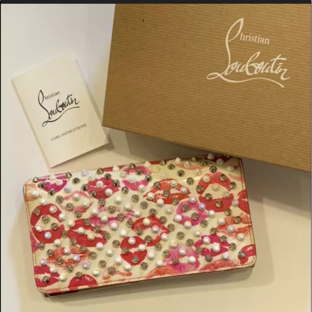 💯% Authentic Christian Louboutin clutch bag LE